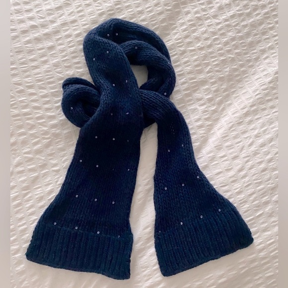 DKNY Cashmere scarf - Picture 1 of 5